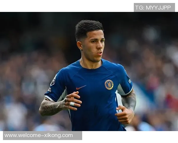 切尔西期待恩佐伤情不重滑膜炎恢复时间或在数天至数周之间 切尔西期待恩佐伤情不重滑膜炎恢复时间或在数天至数周之间